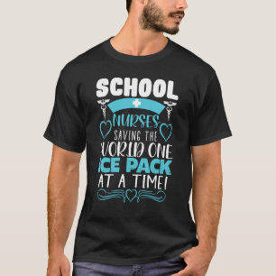 T-shirt Des Infirmières Sauvons Le Monde Un Pack De Glace