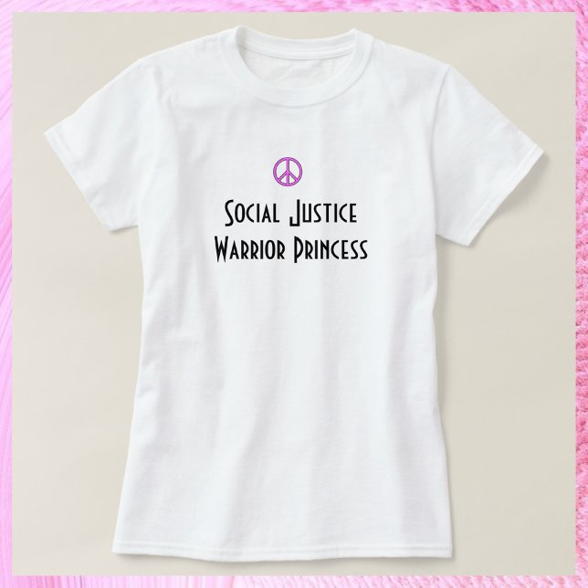 T-Shirt des Kriegers für soziale Gerechtigkeit (Von Creator hochgeladen)