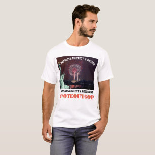 T-shirt Des partisans protègent un président VOTE OUT GOP