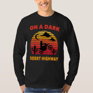 T-shirt Désert - Sur Une Route Sombre Du Désert - Mojave -