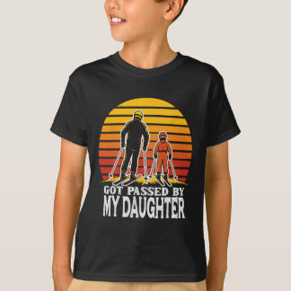 T-shirt Design Rétro de Ski Drôle Piétiné Par Ma Fille 