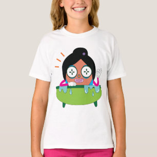 T-shirt Dessin animé drôle d'enfant prenant un bain – Mign