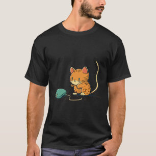 T-shirt Dessin D'Un Chaton Chasse Une Souris Ordinateur