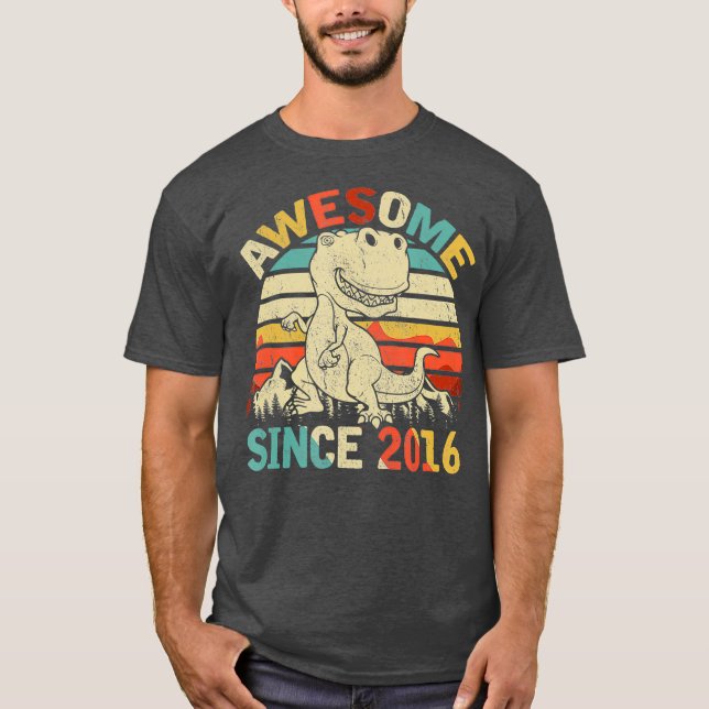 T-shirt Dinosaur 5e anniversaire garçon cadeau stupéfiant  (Devant)