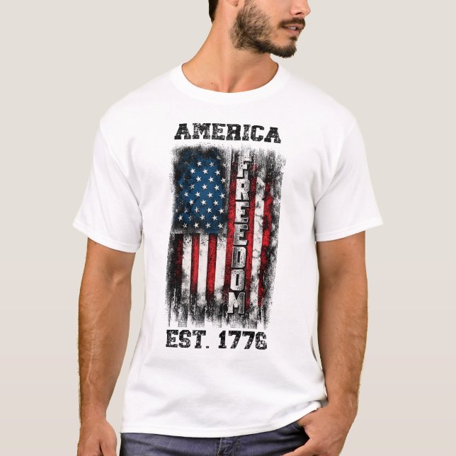 T-shirt Distressed drapeau américain Liberté Est 1776 (Devant)