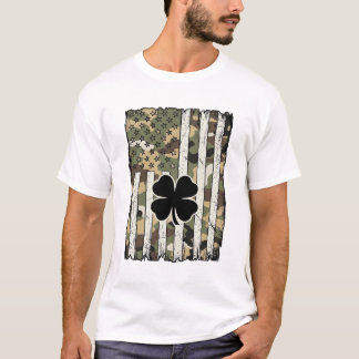 T-shirt Distressed Shamrock American Flag Vintage Vector D