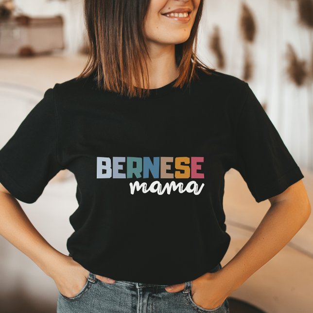 T-shirt Don coloré de chien de montagne bernois pour Amour (Créateur téléchargé)