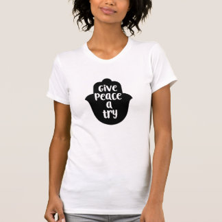 T-shirt Donnez à paix une chemise de typographie d'essai