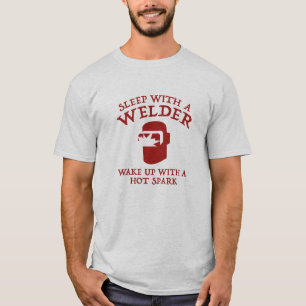 T-shirt Dors Avec Un Soudeur. Réveillez-Vous Avec Une Étin