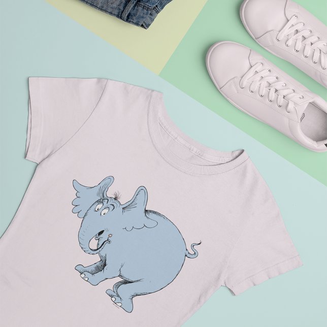 T-shirt Dr Seuss | Horton Hears Whos (Shirt next to shoes and pants)