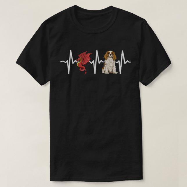 T-shirt Dragon Cavalier King Charles Spaniel Heartbeat Chi (Design devant)