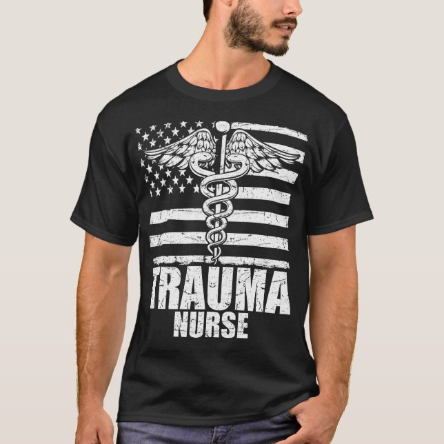 T-shirt Drapeau américain de l'infirmière de trauma (Devant)