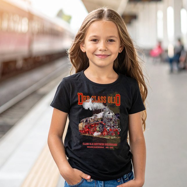 T-shirt DRB Class 01.10 Steam Train. Deutsche Reichsbahn (DRB Class 01.10 Steam Train. Deutsche Reichsbahn. Girl Basic T-Shirt)