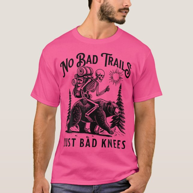 T-shirt Drôle Camping En Plein Air Pas De Mauvais Sentiers (Devant)