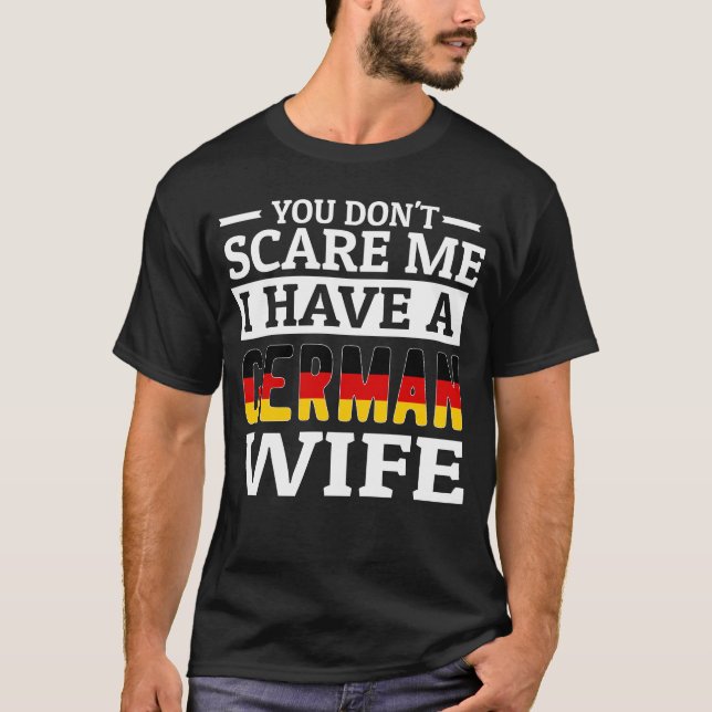 T-shirt Drôle de la femme allemande (Devant)