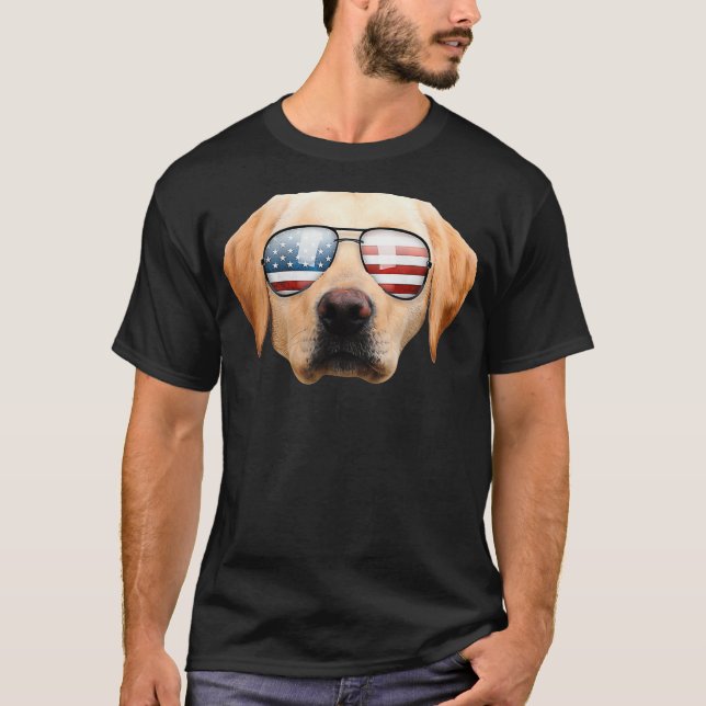 T-shirt Drôle mignon Patriotic Yellow Lab lunettes de sole (Devant)