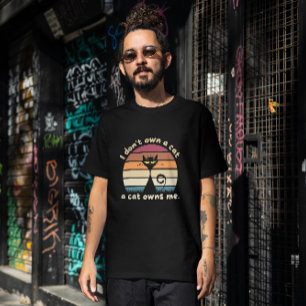 T-shirt Drôle un chat me possède