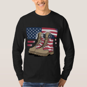 T-shirt du drapeau américain des Bottes de combat