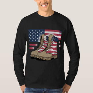 T-shirt du drapeau américain des Bottes de combat
