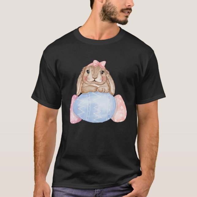 T-shirt Easter day Cute Easter Bunny Holding Easter Eggs f (Devant)