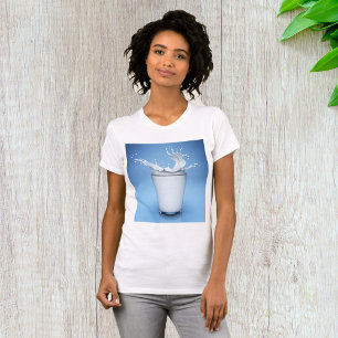 T-shirt Éclaboussure de lait rafraîchissante dans un verre