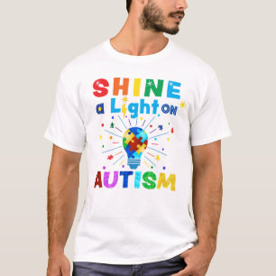T-shirt ÉCLAIREZ une lumière sur AUTISM