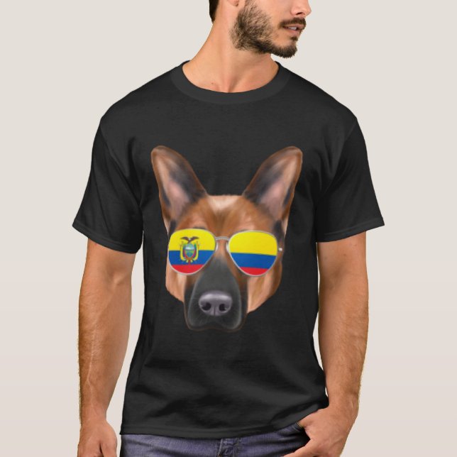T-shirt Ecuadorian Flag German Shepherd Dog Ecuador Pocket (Devant)