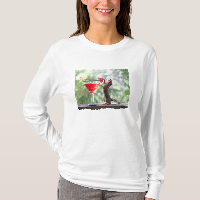 T-shirt Écureuil buvant la boisson tropicale (Devant)