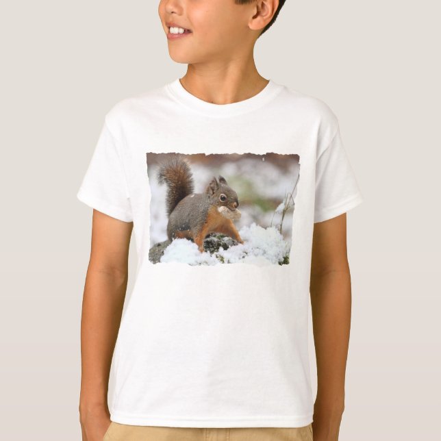 T-shirt Écureuil mignon dans la neige avec l'arachide (Devant)