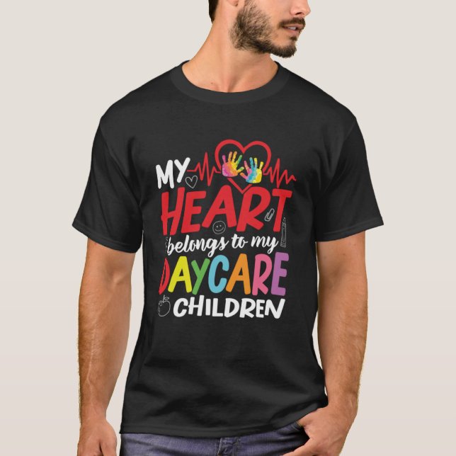 T-shirt Éducation de la petite enfance École de garderie K (Devant)