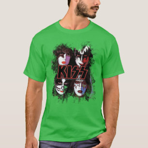 T-shirt effet de pinceau sur les visages de tous les membr