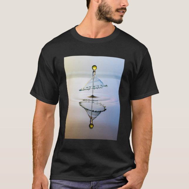 T-shirt Elégant Art Parapluie Eau (Devant)