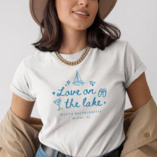T-shirt Élégant Script "L'amour sur le lac" Enterrement de
