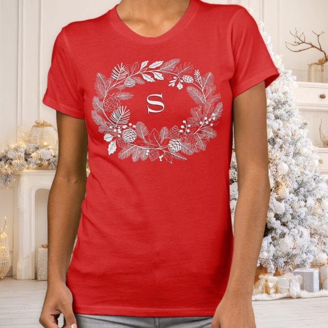 T-shirt Elegant White Wreath Monogram Minimal Line Art (A festive t-shirt for the holiday season, with a monogram initial inside a Christmas wreath)