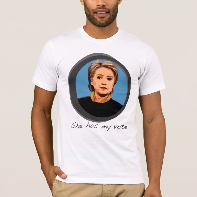 T-shirt Elle a ma chemise de Hillary Clinton de vote (Devant)