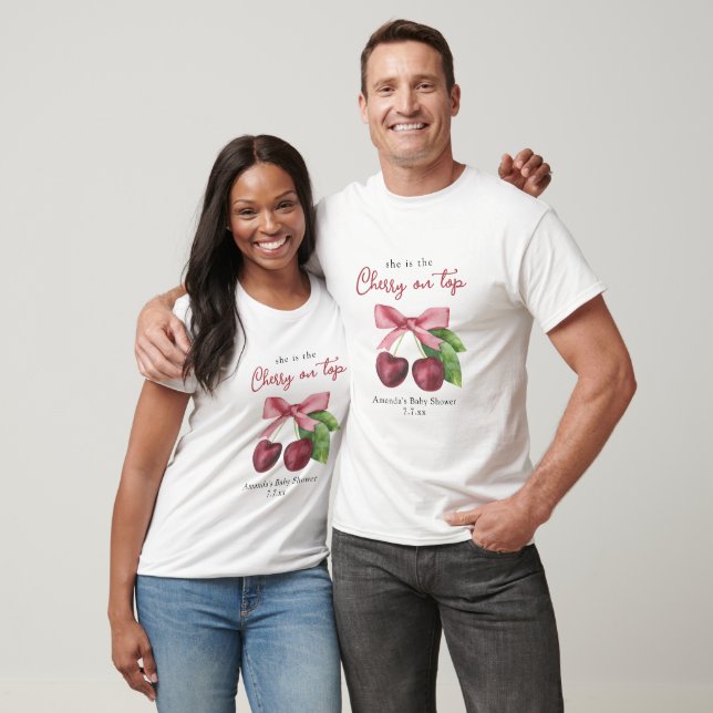 T-shirt Elle est la cerise sur le baby shower supérieur (Unisexe)