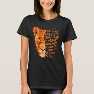 T-shirt Elle Était Vie Sauvage Et Lionesse Libre - Liones