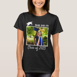 T-shirt Elle l'a fait classe de 2023 Félicats Diplôme de P