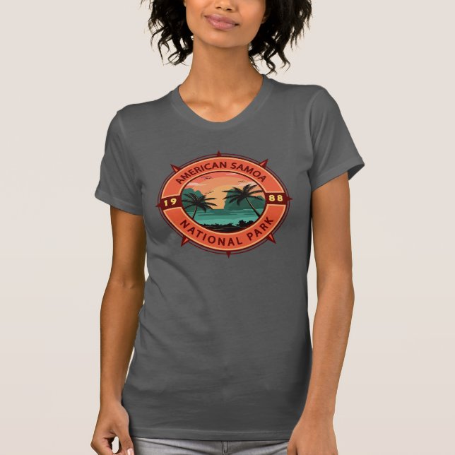 T-shirt Emblème de la boussole rétro du parc national des  (Devant)
