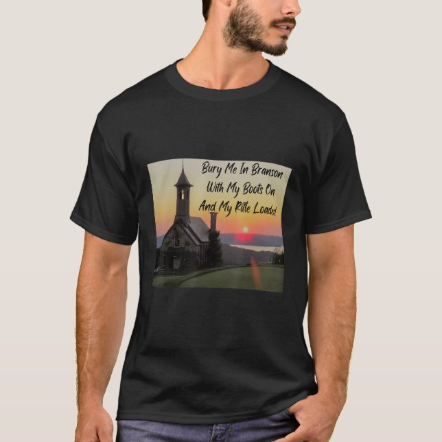 T-shirt Embrasse-moi à Branson avec mes bottes et mon fusi (Devant)