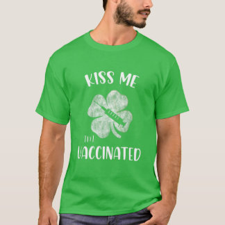 T-shirt Embrasse-moi Je suis Irlandais Et Vacciné Drôle St