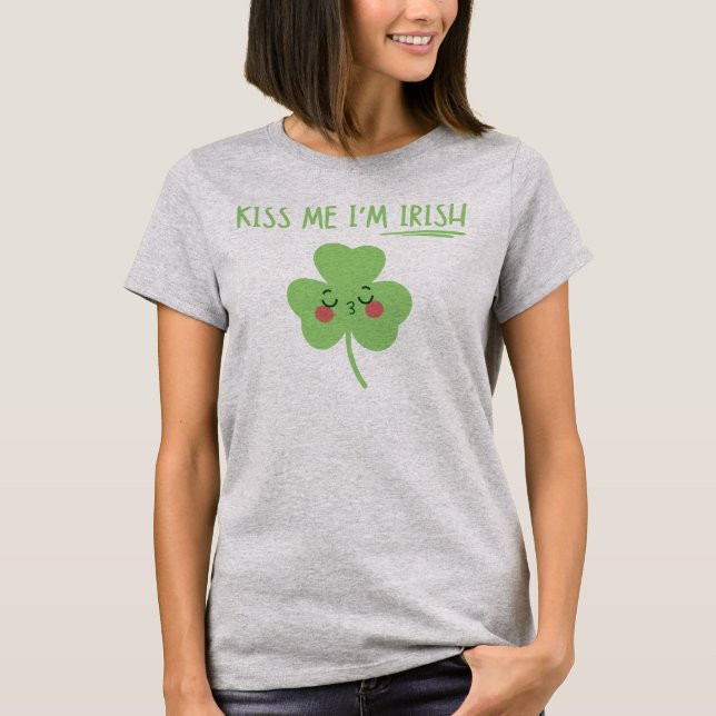 T-shirt Embrasse-moi Je suis Irlandais mignon Jour de la S (Devant)