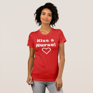 T-shirt Embrasse Une Infirmière Jolie Journée Des Valentin