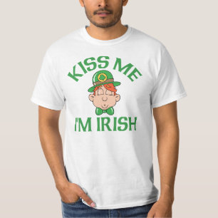 T-shirt Embrassez-moi que je suis irlandais se bécotant