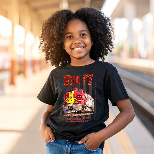 T-shirt EMD F7 Santa Fe Warbonnet with American Flag. (EMD F7 Santa Fe Warbonnet Diesel Locomotive. Girl Basic T-Shirt)