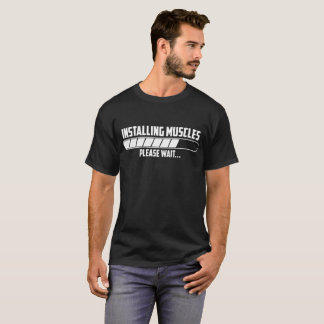 T-shirt En installant le muscle attendez svp l'exercice de