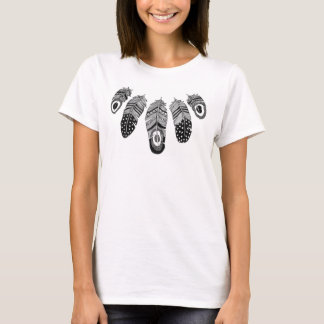 T-shirt en plume tribale