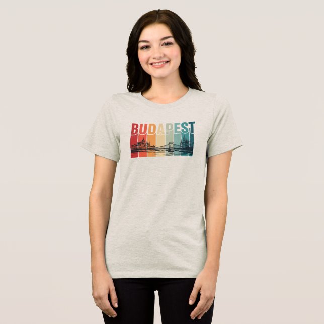 T-shirt En Tri-matière Budapest Text with Skyline (Recto plein)