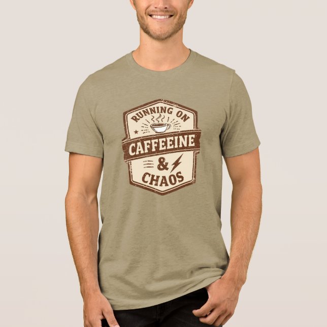 T-shirt En Tri-matière Funny "Running on Caffeine & Chaos" Quote (Recto)