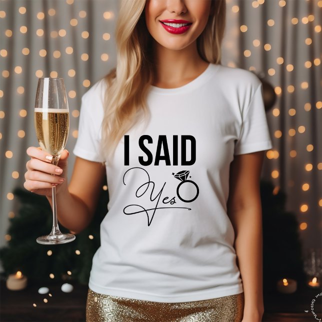 T-shirt En Tri-matière "J'ai dit oui" - Réception de mariage (Créateur téléchargé)